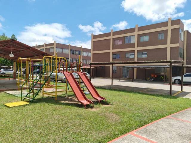 AMPLIO APARTAMENTO, 3 DORMITORIOS EN CIUDAD SAN CRISTOBAL - Miniatura 7