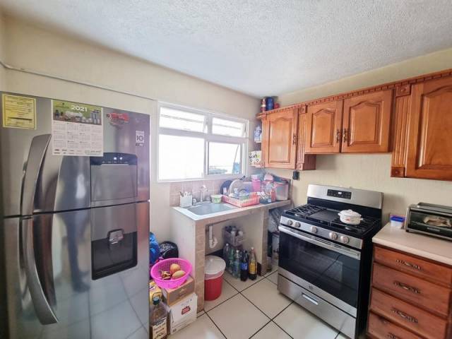 CASA EN VENTA PINARES SAN CRISTÓBAL Z.8 DE MIXCO - Image 3