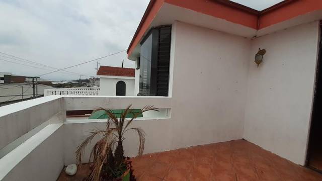 CASA EN VENTA SAN CRISTÓBAL EN COLONA SOBRE BULEVAR - Miniatura 8