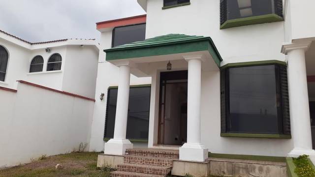 CASA EN VENTA SAN CRISTÓBAL EN COLONA SOBRE BULEVAR - Miniatura 11