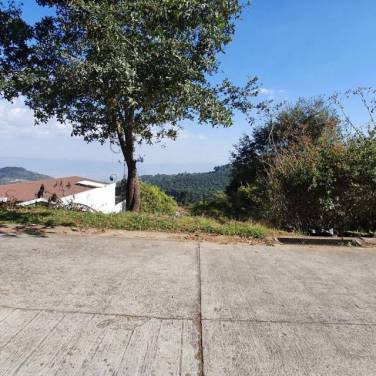 REMATO TERRENO EN CONDOMINIO MILPAS ALTAS - Image 1