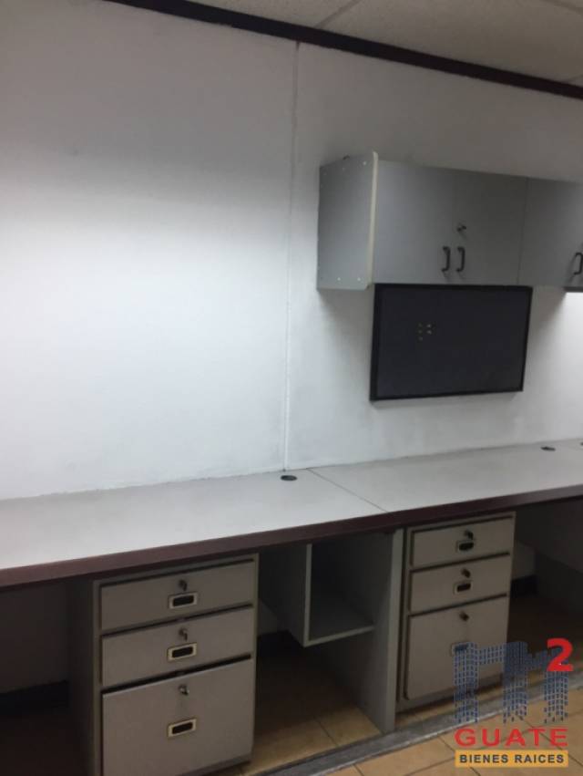 Oficina de 87.5 m2 de construcción en Renta, Zona 09 - Miniatura 6