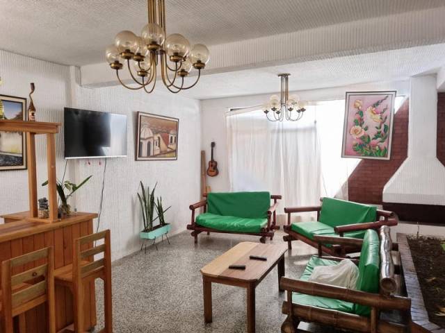 CASA EN VENTA ZONA 10 CIUDAD DE GUATEMALA - Miniatura 2