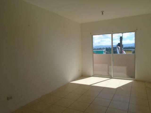 BONITO APARTAMENTO EN RENTA EN VILLA LINDA, ZONA 7 - Image 2
