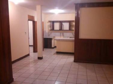 Se alquila apartamento - Image 1