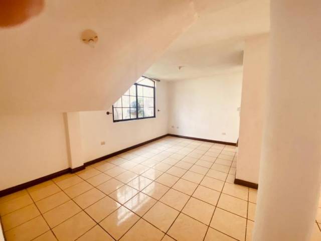 CityMax Antigua renta casa independiente en San Pedro Las Huertas - Miniatura 9