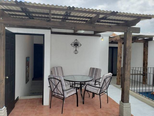 Casa Amueblada en Renta Ciudad Vieja Antigua Guatemala - Image 3