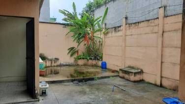 Apartamento en Renta Zona 16, independiente tipo casa