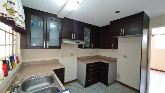 Vendo casa Sector A3 San Cristobal - Image 1
