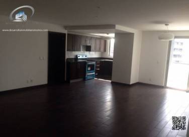 APARTAMENTO EN RENTA ZONA 14 EDIFICO ATTICA II - Image 1