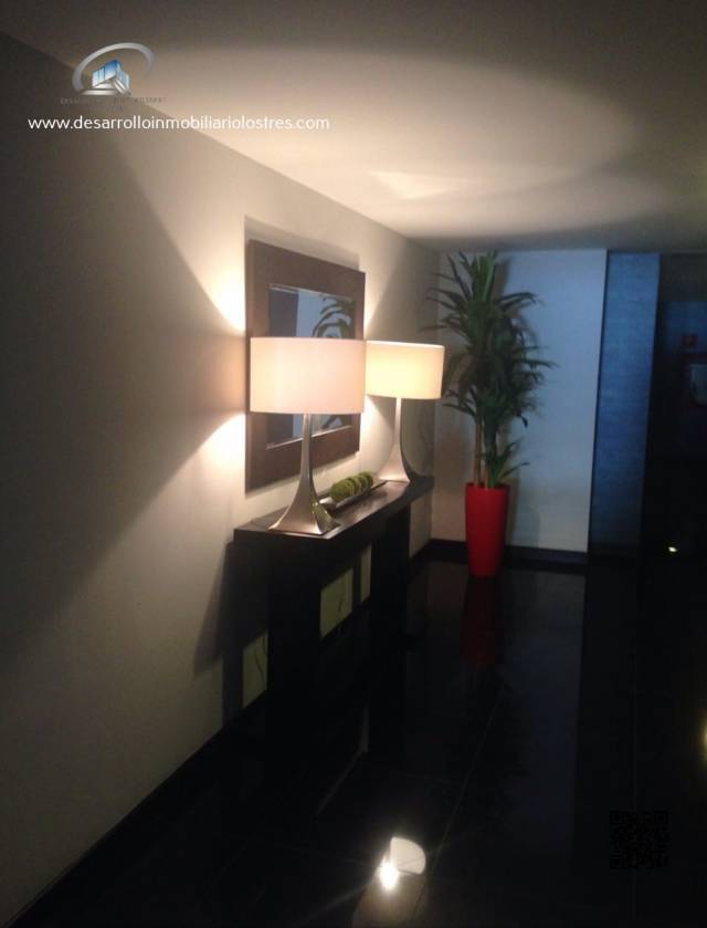 APARTAMENTO EN RENTA ZONA 14 EDIFICO ATTICA II - Image 2
