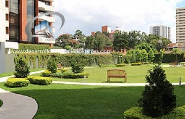 APARTAMENTO EN RENTA ZONA 14 EDIFICO ATTICA II - Miniatura 6