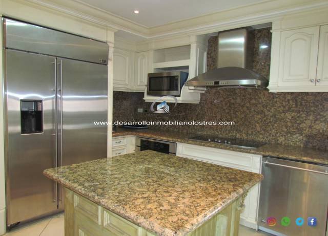 HERMOSO APARTAMENTO EN RENTA ZONA 14 - Image 3