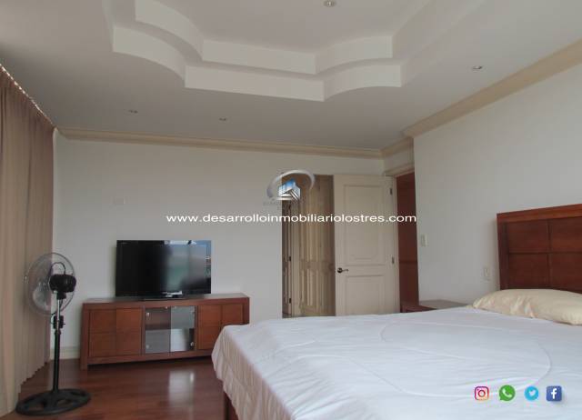 HERMOSO APARTAMENTO EN RENTA  ZONA 14 - Miniatura 6
