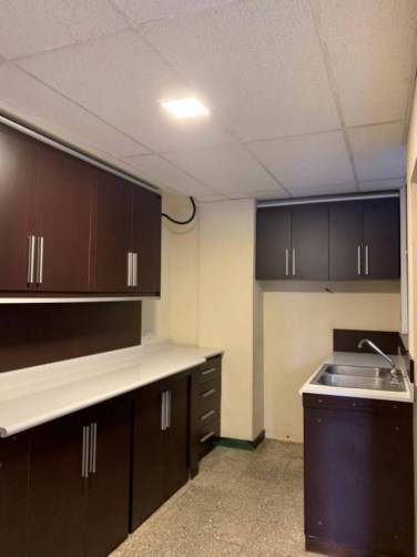 Alquiler apartamento zona 15 - Image 1