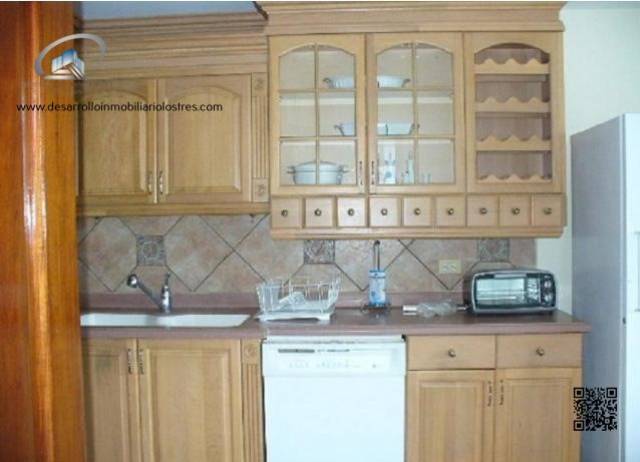APARTAMENTO EN RENTA ZONA 14 - Miniatura 3