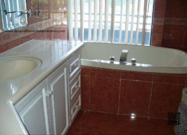 APARTAMENTO EN RENTA ZONA 14 - Miniatura 6