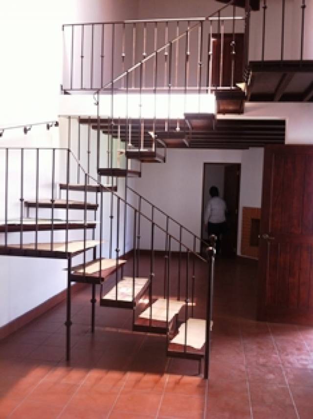 Casa en venta cerca del casco, con ambiente tranquilo - Miniatura 3
