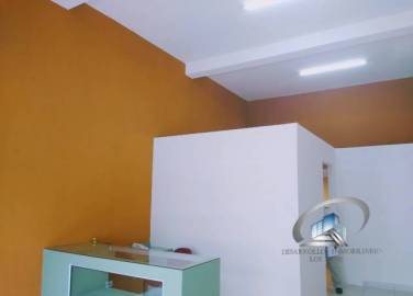 Lindo Local de 50 mts. en alquiler en zona 9 ideal para sala de ventas, boutique, etc
