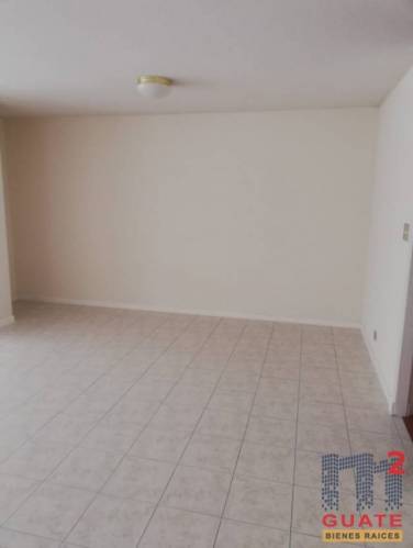 Apartamento de 92 m2 de construcción en Renta, Zona 10 - Image 1