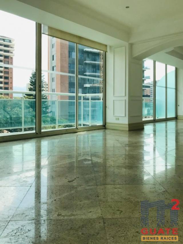 Apartamento de 330.68 m2 de construcción en Renta, Zona 14 - Image 3