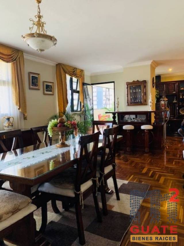 Apartamento de 246 m2 de construcción en Venta, Zona 14 - Image 3