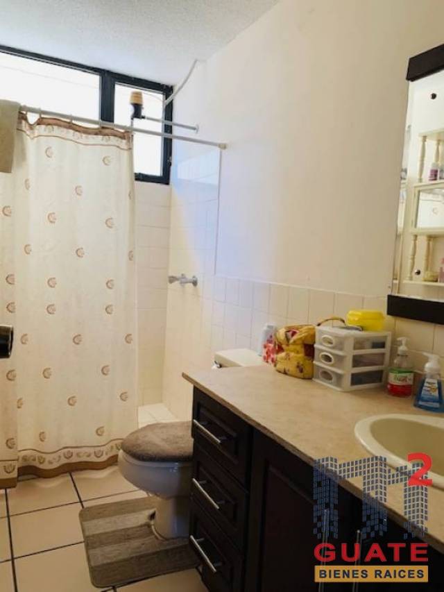 Apartamento de 246 m2 de construcción en Venta, Zona 14 - Miniatura 12
