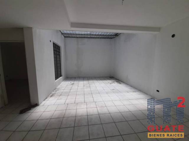 Casa de 244.84 m2 de construcción, en Venta Zona 10 - Miniatura 7