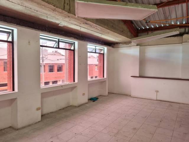 BODEGA EN RENTA Z.10 CIUDAD DE GUATEMALA - Miniatura 9