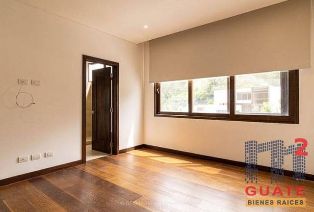 Casa de 567 m2 de construcción Venta, Zona 16 - Miniatura 13
