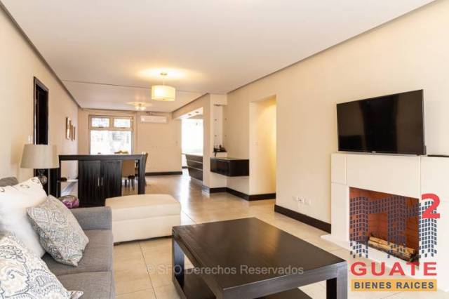 Apartamento de 135 m2 de construcción en Renta, Zona 10 - Image 2