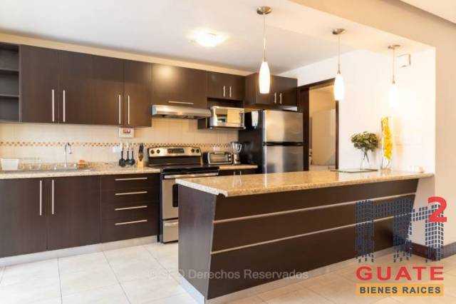 Apartamento de 135 m2 de construcción en Renta, Zona 10 - Image 5