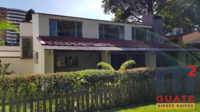 Casa de 500 m2 de construcción Renta, Zona 14
