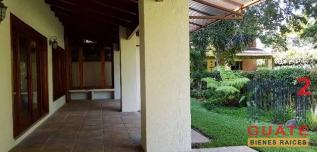 Casa de 500 m2 de construcción Renta, Zona 14 - Image 5