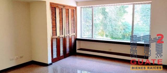 Casa de 500 m2 de construcción Renta, Zona 14 - Miniatura 12
