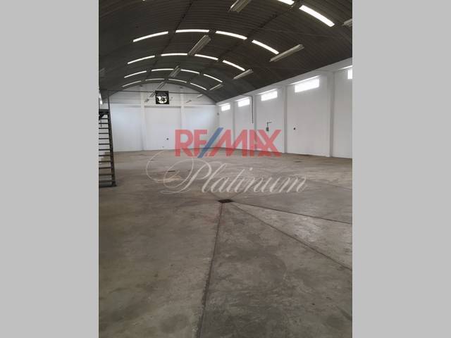 ALQUILO BODEGA 700 mts2 zona 12