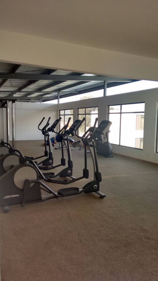 VENDO HERMOSO APARTAMENTO EN LA FLORESTA - Image 3