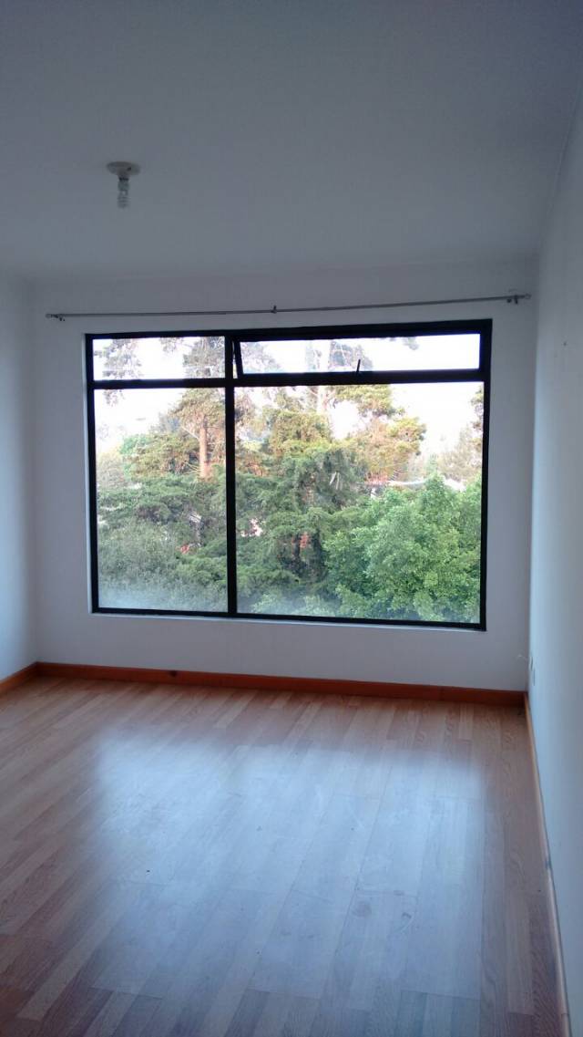 VENDO HERMOSO APARTAMENTO EN LA FLORESTA - Image 4
