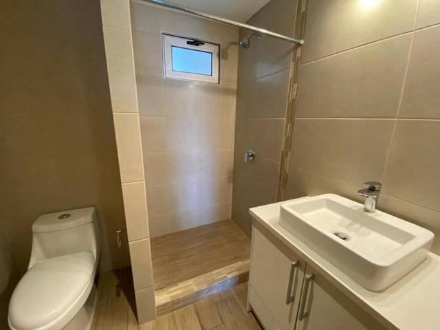 APARTAMENTO EN RENTA Z.10 GUATEMALA - Miniatura 4