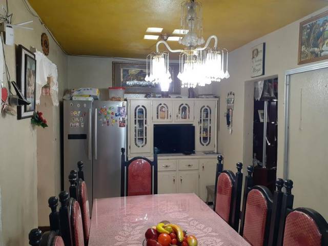CASA EN VENTA 3 NIVELES ZONA 12 GUATEMALA - Image 2