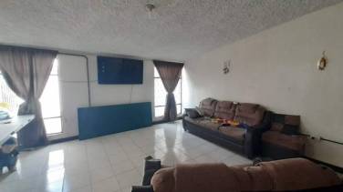 CASA EN VENTA EN ZONA 7 CIUDAD DE PLATA - Image 1