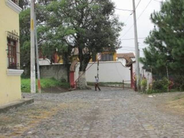 Terrenos en Antigua Guatemala - Image 4