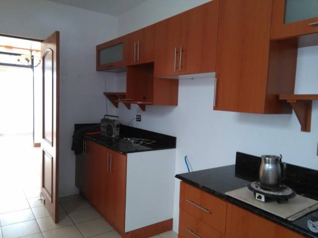 Preciosa Casa en Fraijanes - Image 2