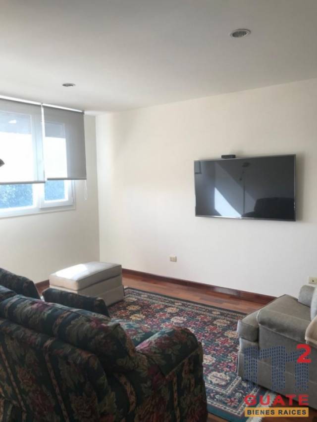 Apartamento de 240 m2 de construccin en Renta, Zona 15 - Miniatura 9