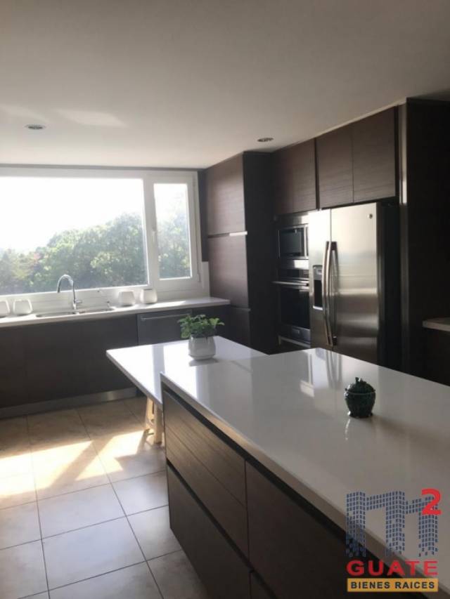 Apartamento de 240 m2 de construccin en Renta, Zona 15 - Miniatura 10