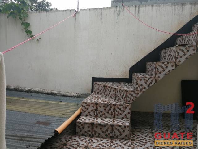 Casa en condominio de 140 m2 de construcción, Venta, Zona 18 - Image 4