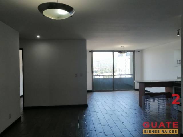Apartamento de 92 m2 de construcción en Renta, Zona 10 - Image 2