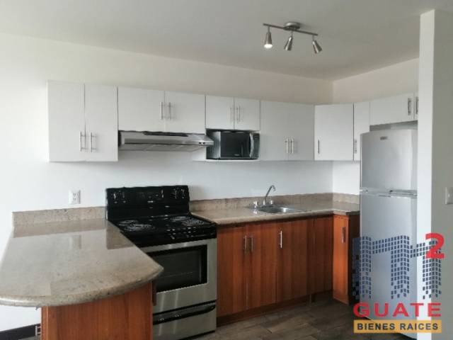 Apartamento de 92 m2 de construcción en Renta, Zona 10 - Image 3