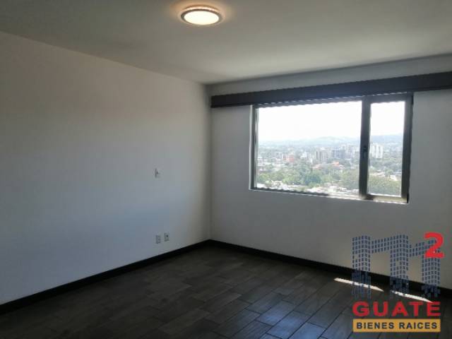 Apartamento de 92 m2 de construcción en Renta, Zona 10 - Miniatura 6