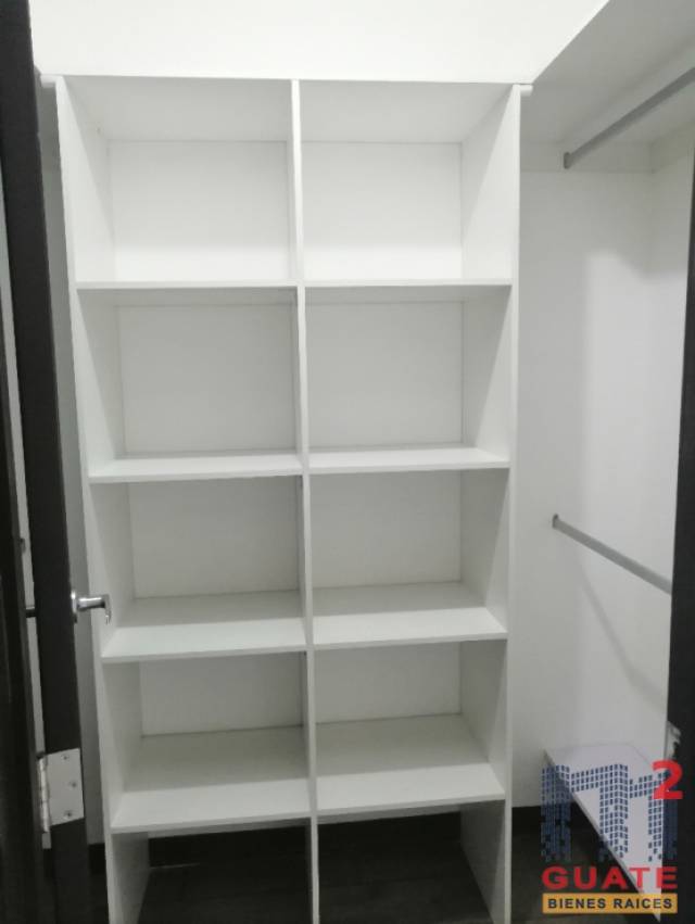 Apartamento de 92 m2 de construcción en Renta, Zona 10 - Miniatura 7